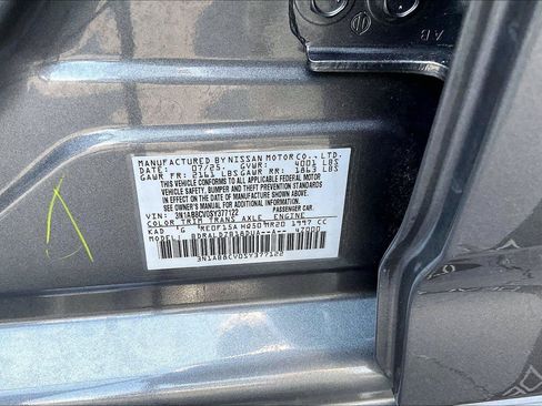 Certified 2025 Nissan Sentra SV FWD image 33