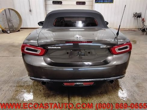Used 2017 FIAT 124 Spider Lusso image 8