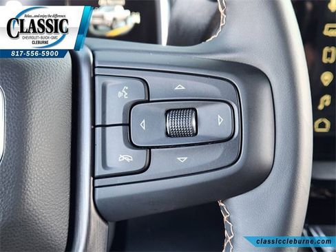 Used 2025 GMC Sierra 2500 AT4 w/ AT4 Premium Plus Package image 27