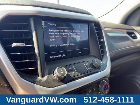 Used 2023 GMC Acadia SLE w/ Driver Convenience Package FWD image 15