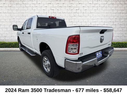 Used 2024 RAM 3500 Tradesman w/ Chrome Appearance Group image 5