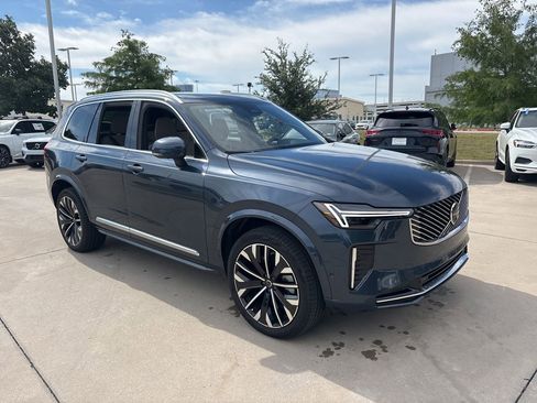 Certified 2026 Volvo XC90 B6 Plus w/ Protection Package Premier AWD/4WD image 3