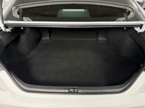 Used 2025 Toyota Camry LE w/ Convenience Package image 25