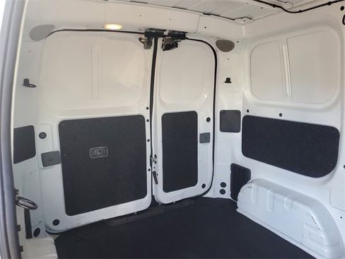 Used 2020 Nissan NV200 S image 8