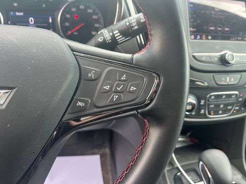 Used 2024 Chevrolet Equinox RS w/ LPO, Floor Liner Package AWD/4WD image 14