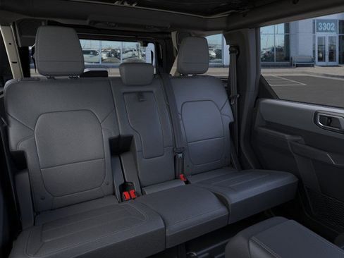 New 2025 Ford Bronco Big Bend w/ Black Diamond Package image 11