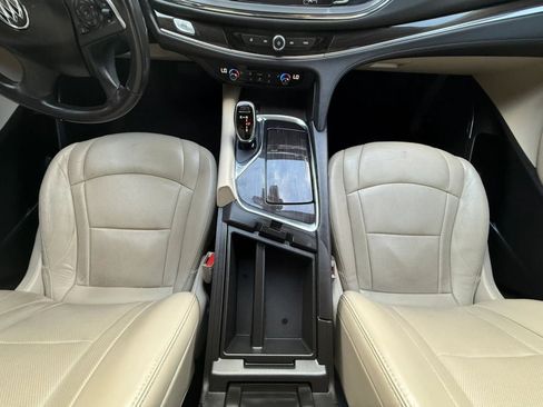 Used 2018 Buick Enclave Essence FWD image 52