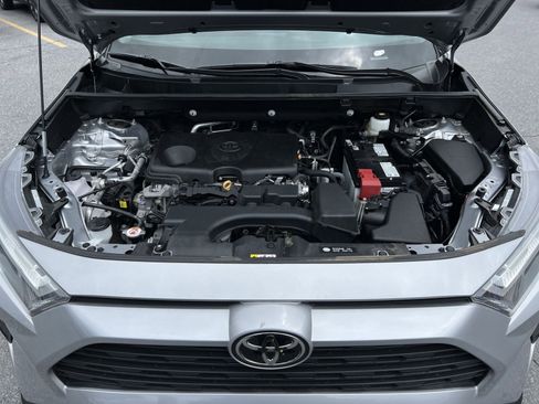 Used 2024 Toyota RAV4 LE AWD/4WD image 25