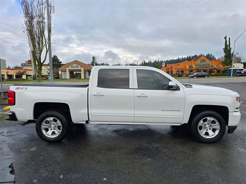 Used 2017 Chevrolet Silverado 1500 LT w/ All Star Edition image 8