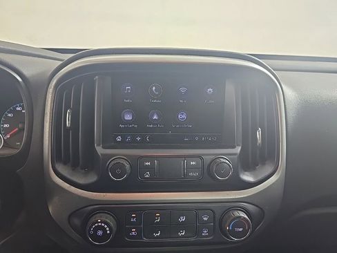 Used 2022 Chevrolet Colorado LT w/ LT Convenience Package image 9