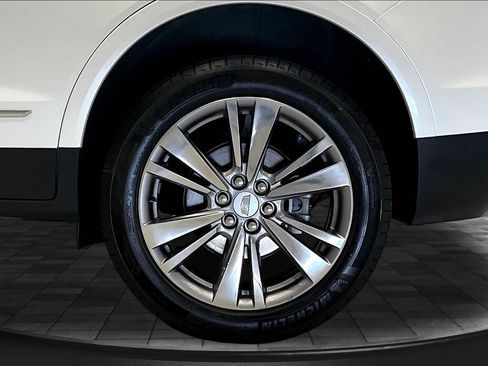 Used 2024 Cadillac XT5 Premium Luxury FWD image 33