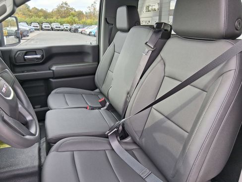New 2025 GMC Sierra 3500 Pro w/ Convenience Package image 24
