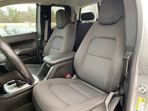 Used 2018 Chevrolet Colorado LT w/ LT Convenience Package image 24