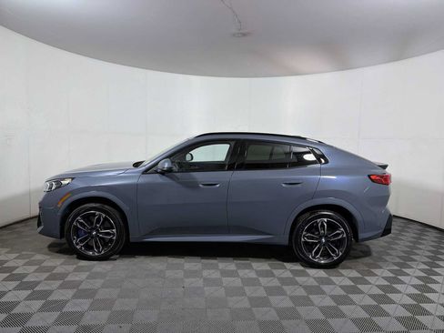 Used 2026 BMW X2 xDrive28i w/ M Sport Package AWD/4WD image 4
