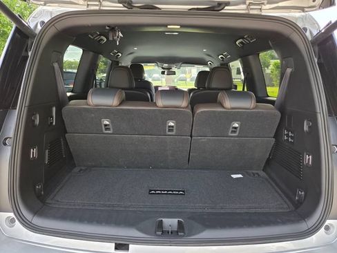 Used 2026 Nissan Armada SL w/ Captain's Chari Seat Package AWD/4WD image 18