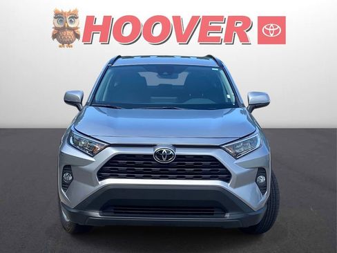 Used 2021 Toyota RAV4 XLE FWD image 5