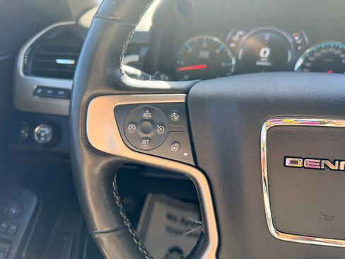 Used 2019 GMC Yukon XL Denali w/ Denali Ultimate Package AWD/4WD image 13