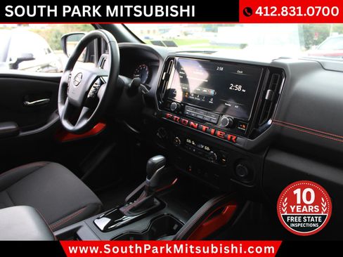 Used 2025 Nissan Frontier PRO-4X AWD/4WD image 10