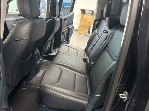 Used 2025 Ford Maverick Tremor AWD/4WD image 23