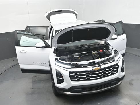 Certified 2026 Chevrolet Equinox LT FWD image 47