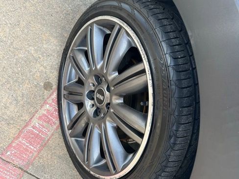 Used 2018 MINI Cooper Clubman w/ Cold Weather Package image 7