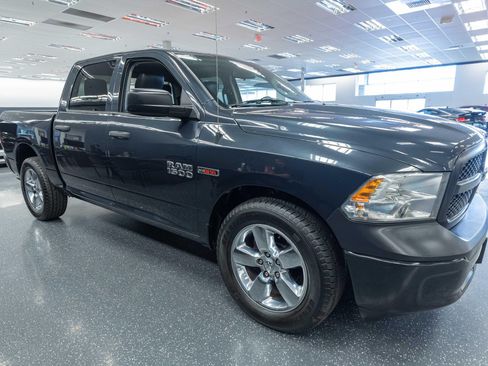 Used 2014 RAM 1500 Tradesman RWD image 4