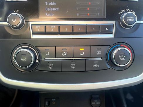 Used 2016 Nissan Altima 2.5 S w/ Power Driver Seat Package FWD image 9
