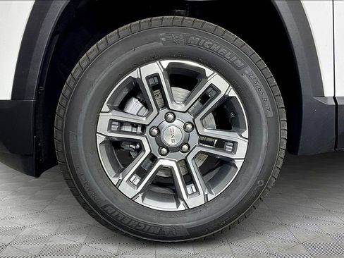 New 2026 GMC Terrain Elevation w/ Technology Package II FWD image 12