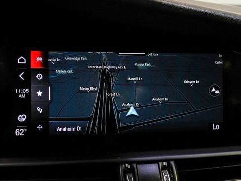 Used 2020 Alfa Romeo Giulia Ti Sport w/ Quick Order Package 22U Sport RWD image 28