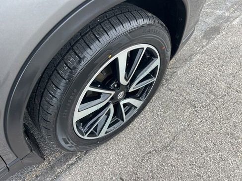 Used 2020 Nissan Rogue SL AWD/4WD image 21
