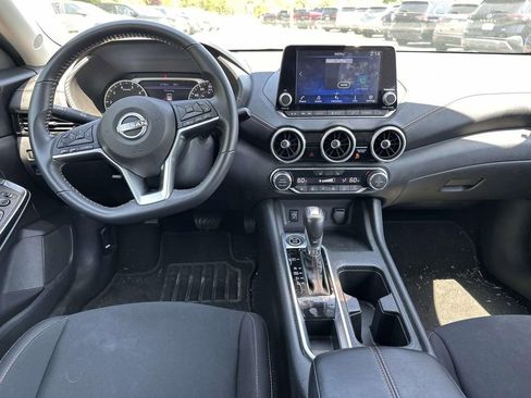 Used 2024 Nissan Sentra SR FWD image 15