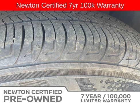 Used 2025 Nissan Versa S w/ Trunk Package FWD image 10