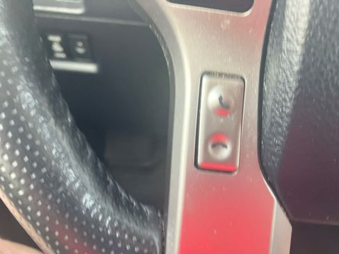 Used 2023 Toyota 4Runner Limited AWD/4WD image 17