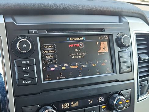 Used 2019 Nissan Titan SV AWD/4WD image 22