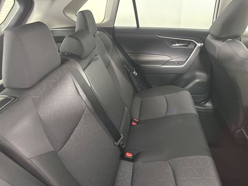Used 2025 Toyota RAV4 XLE w/ Convenience Package AWD/4WD image 17