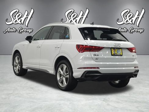 Used 2022 Audi Q3 2.0T Premium Plus w/ Premium Plus Package AWD/4WD image 17