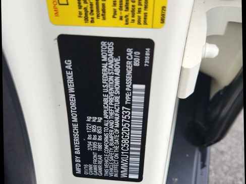 Used 2016 MINI Cooper 4-Door Hardtop w/ Cold Weather Package image 33