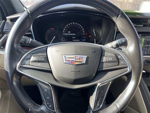 Used 2019 Cadillac XT5 Luxury image 23
