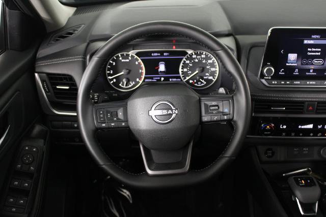 Certified 2026 Nissan Rogue SV FWD image 20