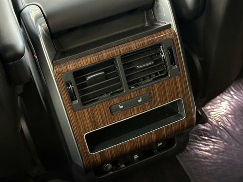 Used 2019 Land Rover Range Rover Sport HSE image 16