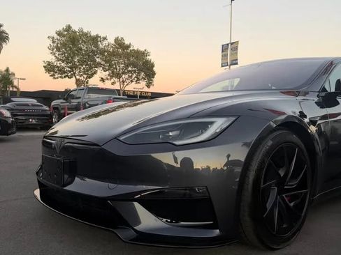 Used 2026 Tesla Model S Plaid AWD/4WD image 2