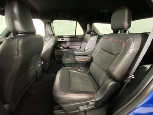 Used 2022 Ford Explorer ST-Line AWD/4WD image 21