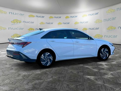 New 2025 Hyundai Elantra Sport image 9