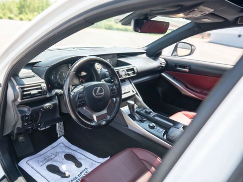 Used 2020 Lexus IS 350 F Sport w/ F Sport Package RWD image 22