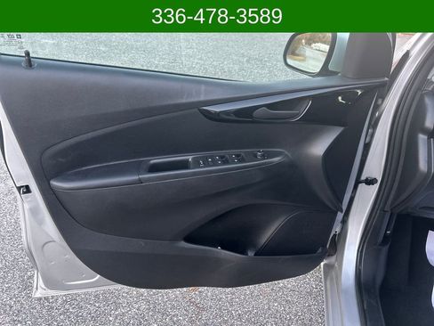 Used 2021 Chevrolet Spark LT image 10