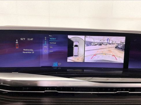 Used 2025 Cadillac Escalade Sport w/ Touring Package image 31