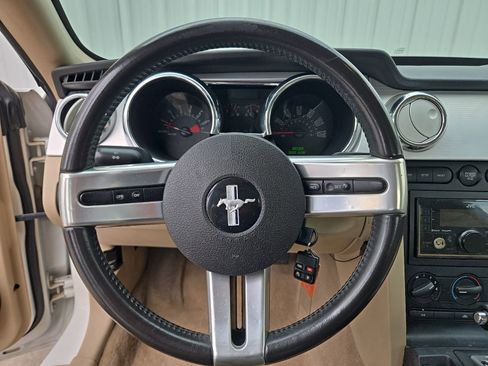 Used 2006 Ford Mustang Coupe image 15