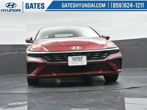 Certified 2024 Hyundai Elantra SEL FWD image 41
