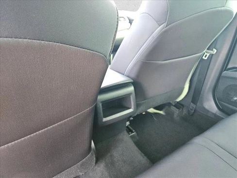 Used 2020 Toyota Camry LE image 22