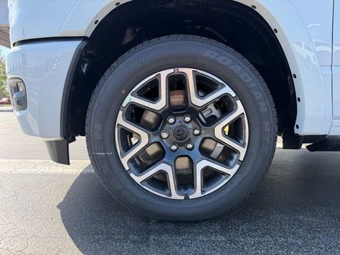 New 2026 RAM 1500 Laramie AWD/4WD image 7